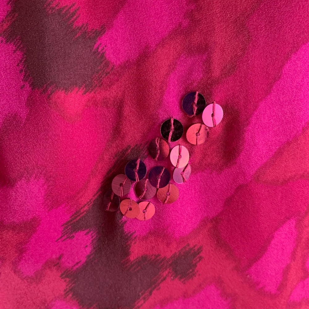 Magenta Patterned Sleeveless Blouse - image 7